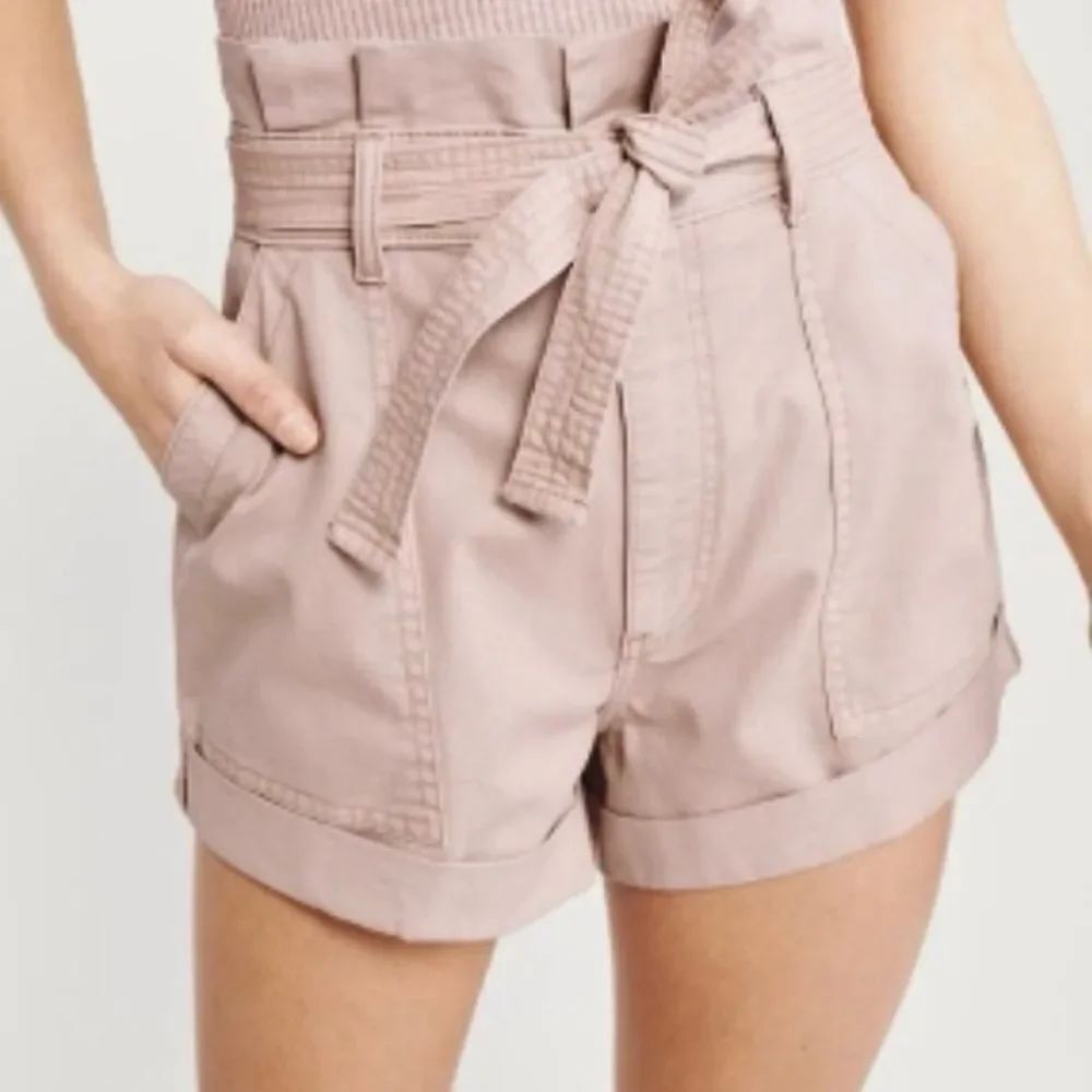 Abercrombie & Fitch High Waist Twill Paperbag Shorts Blush Pink Size Medium